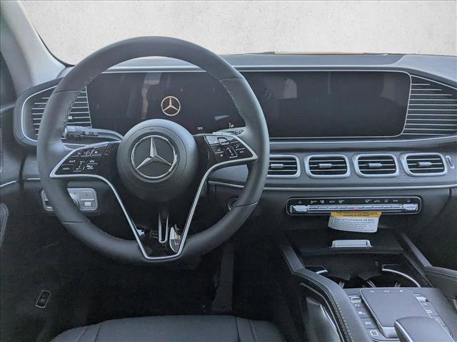 Used 2026 Mercedes-Benz GLS 450 4MATIC image 15