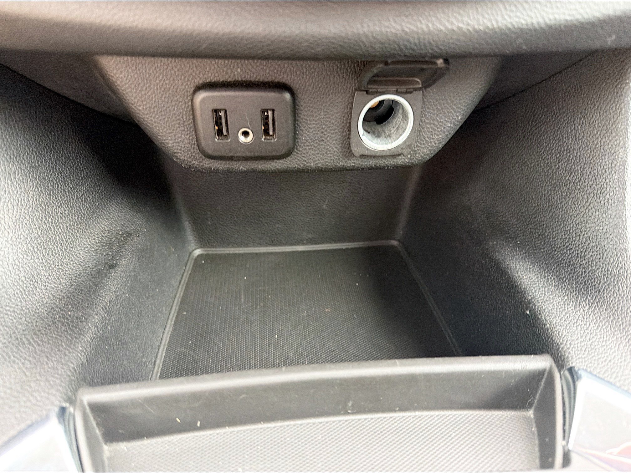 Used 2020 Chevrolet Traverse LT AWD/4WD image 31