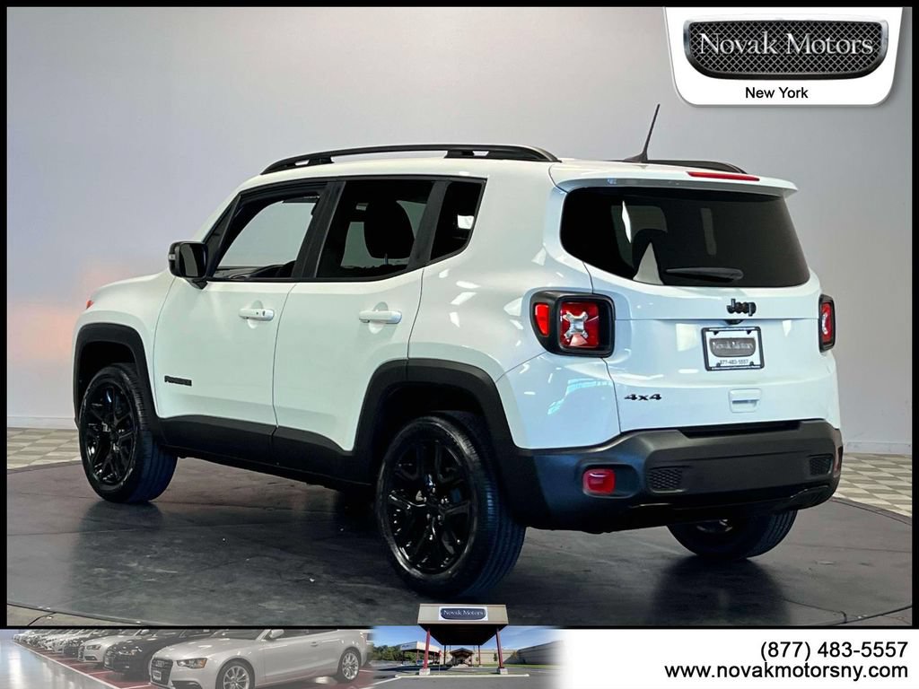 Used 2022 Jeep Renegade Altitude AWD/4WD image 6