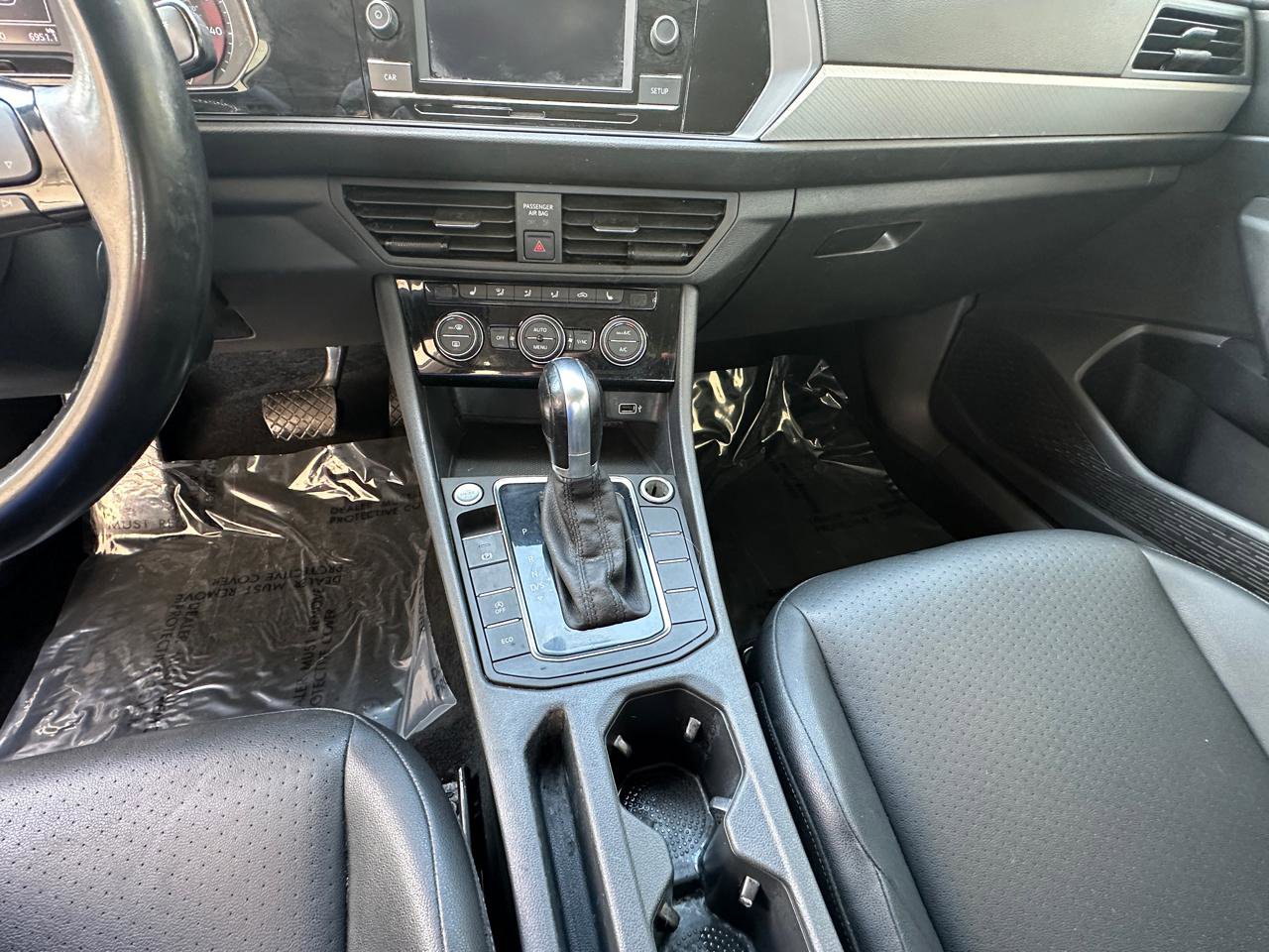 Used 2019 Volkswagen Jetta SE image 18