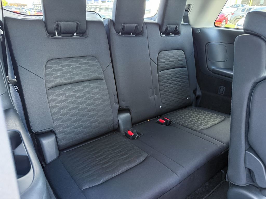 Certified 2025 Nissan Pathfinder SV image 22