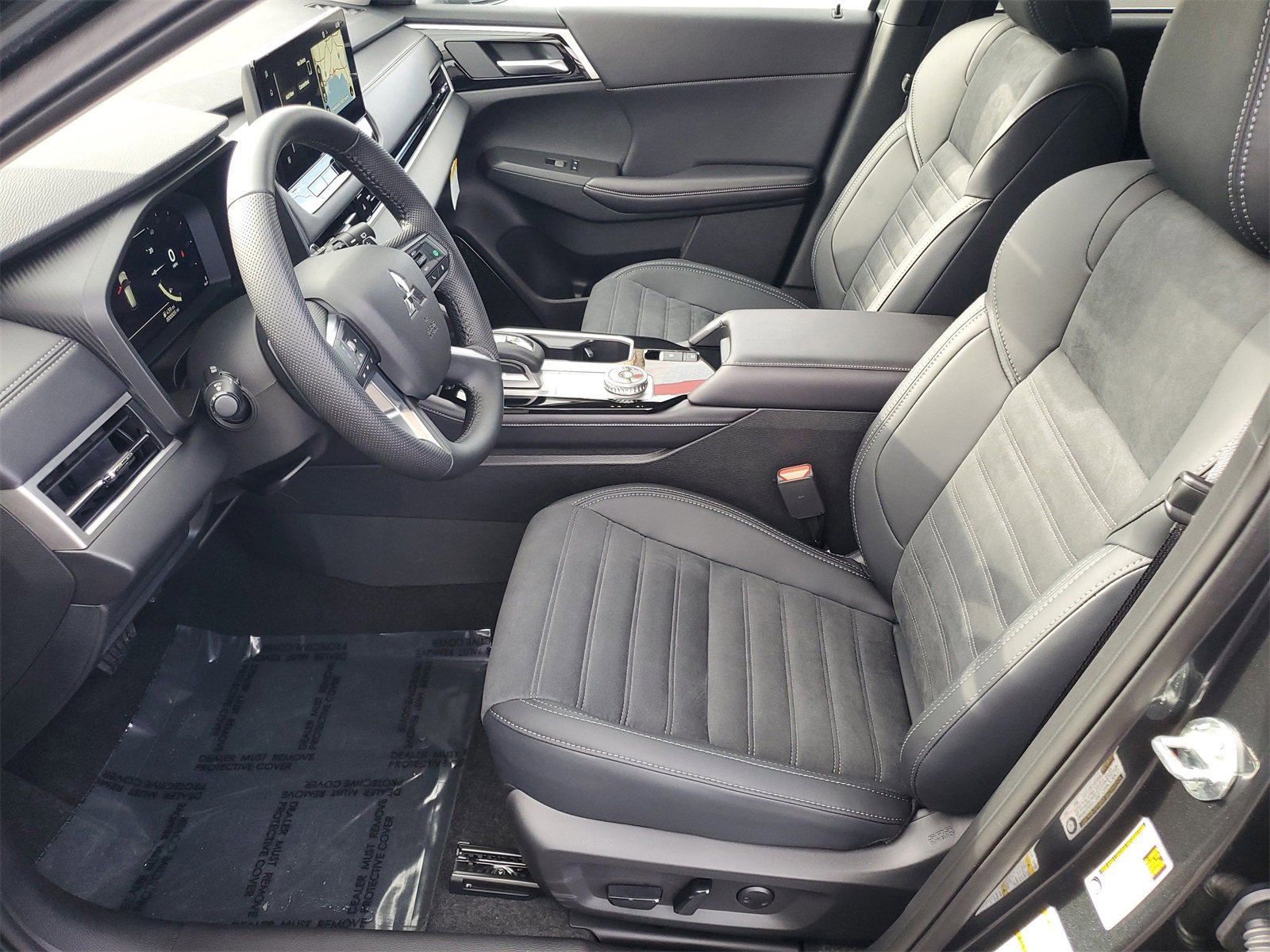 New 2025 Mitsubishi Outlander SE image 5