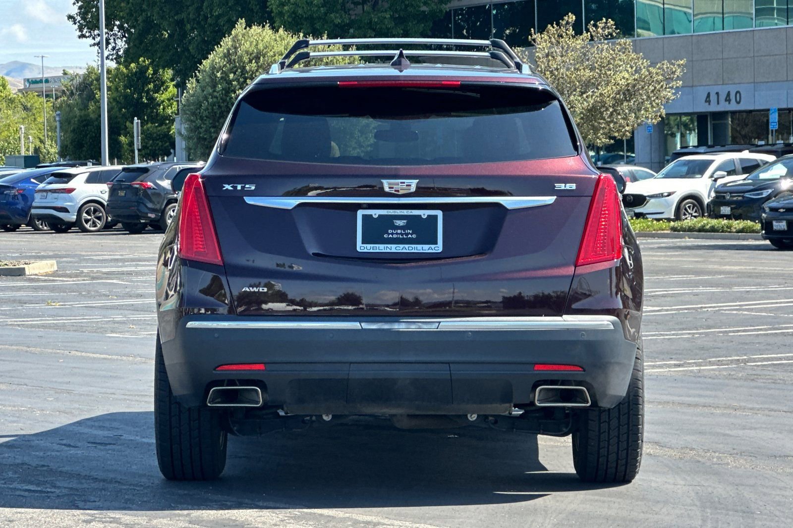 Used 2017 Cadillac XT5 Luxury w/ Driver Awareness Package AWD/4WD image 5