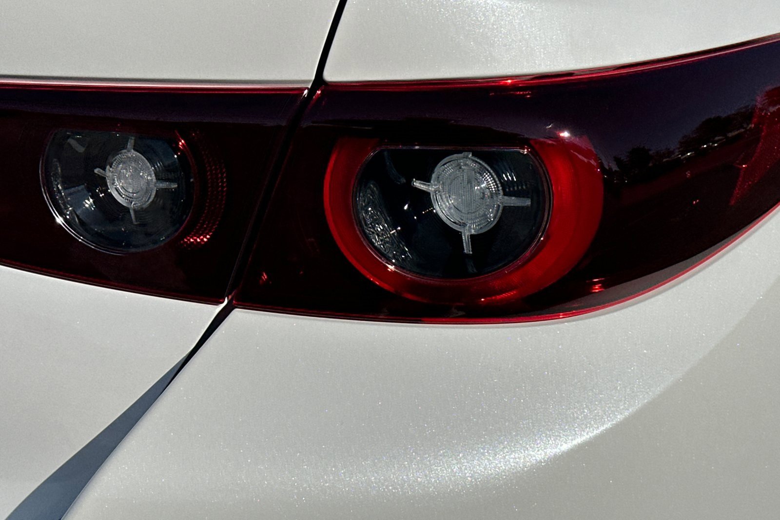 New 2026 MAZDA MAZDA3 2.5 S Sedan w/ Preferred Pkg image 31