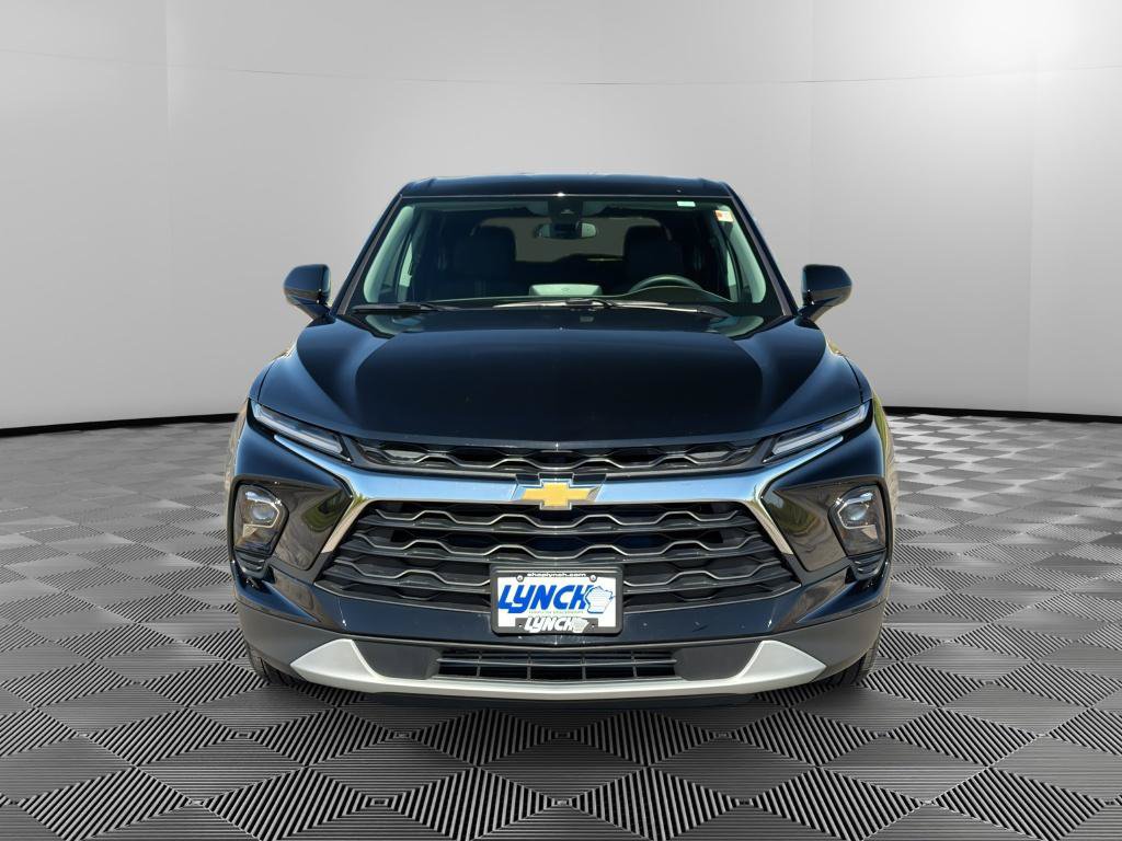Used 2025 Chevrolet Blazer LT AWD/4WD image 7