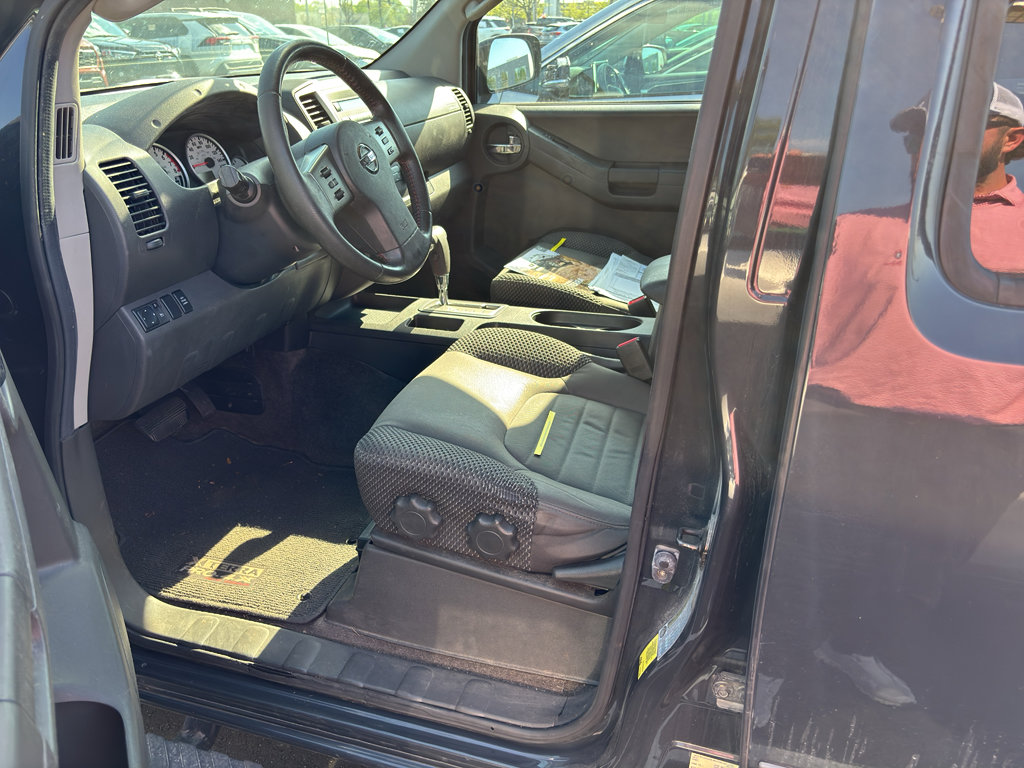 Used 2011 Nissan Xterra PRO-4X AWD/4WD image 8