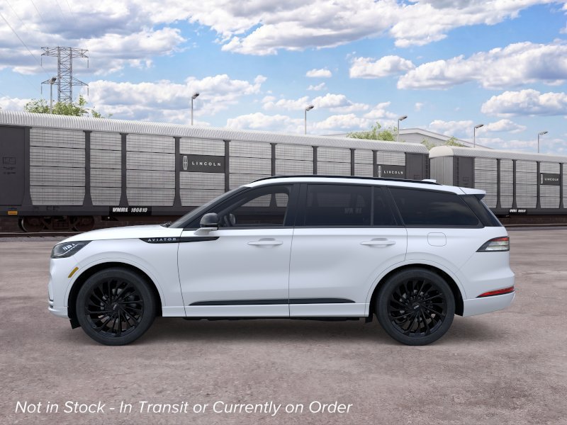 New 2026 Lincoln Aviator Reserve w/ Luxury Package AWD/4WD image 4