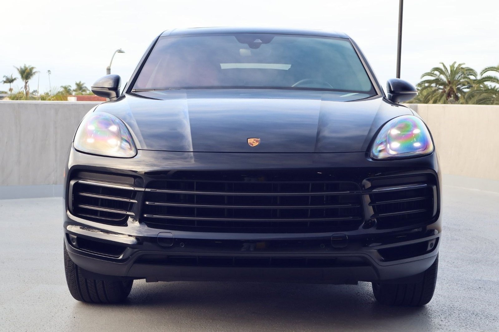 Certified 2023 Porsche Cayenne Platinum Edition image 6