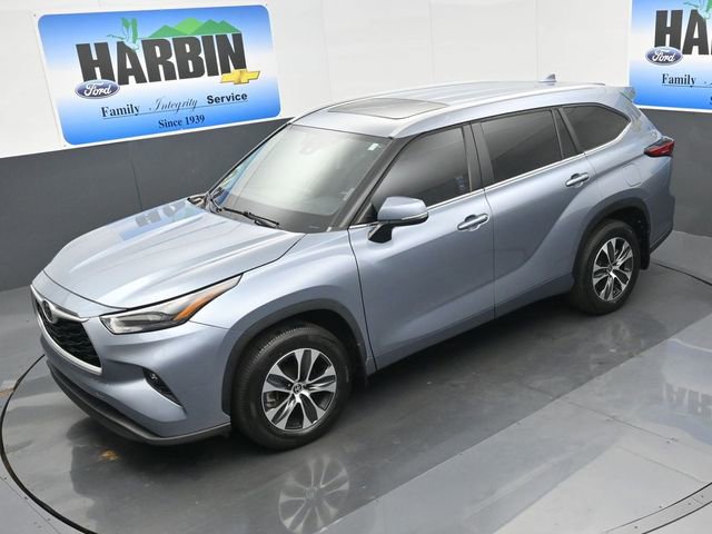 Used 2023 Toyota Highlander XLE image 26