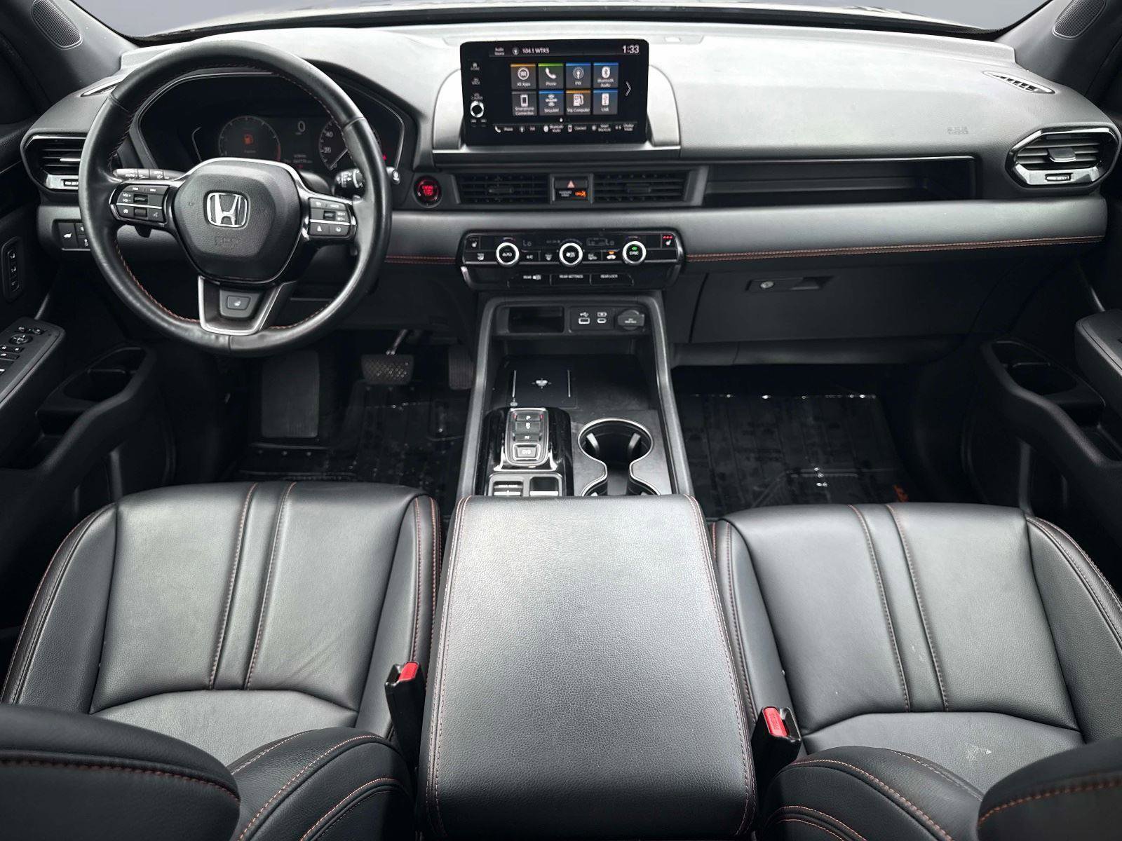Certified 2023 Honda Pilot TrailSport image 18
