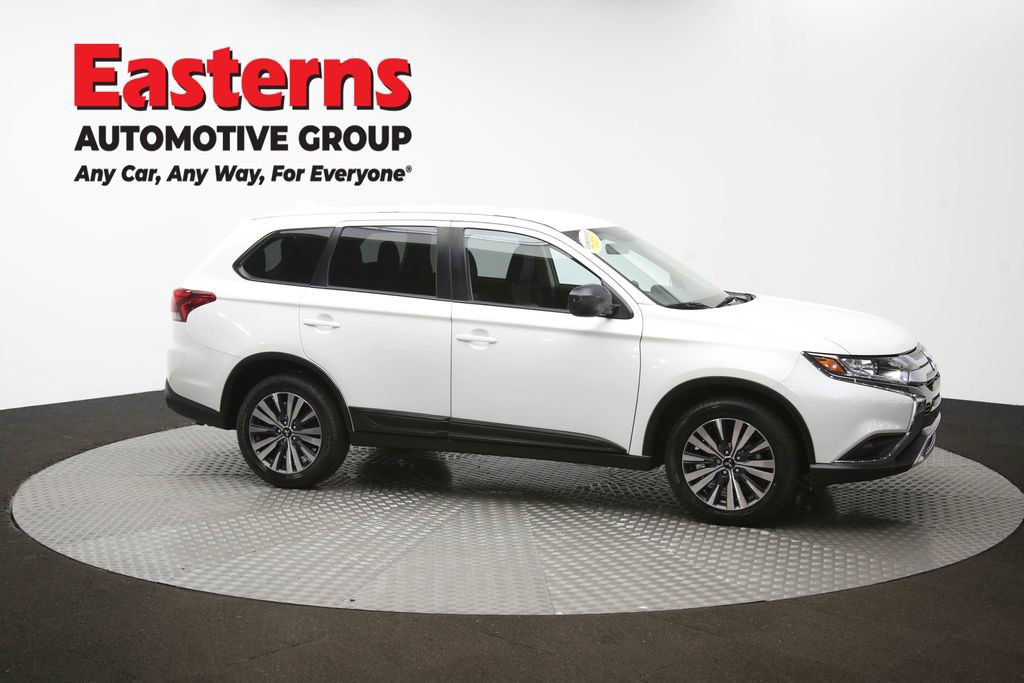 Used 2020 Mitsubishi Outlander ES image 46