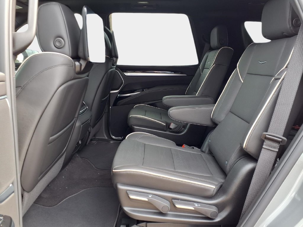 New 2026 Cadillac Escalade Sport w/ LPO, ONYX Package RWD image 10