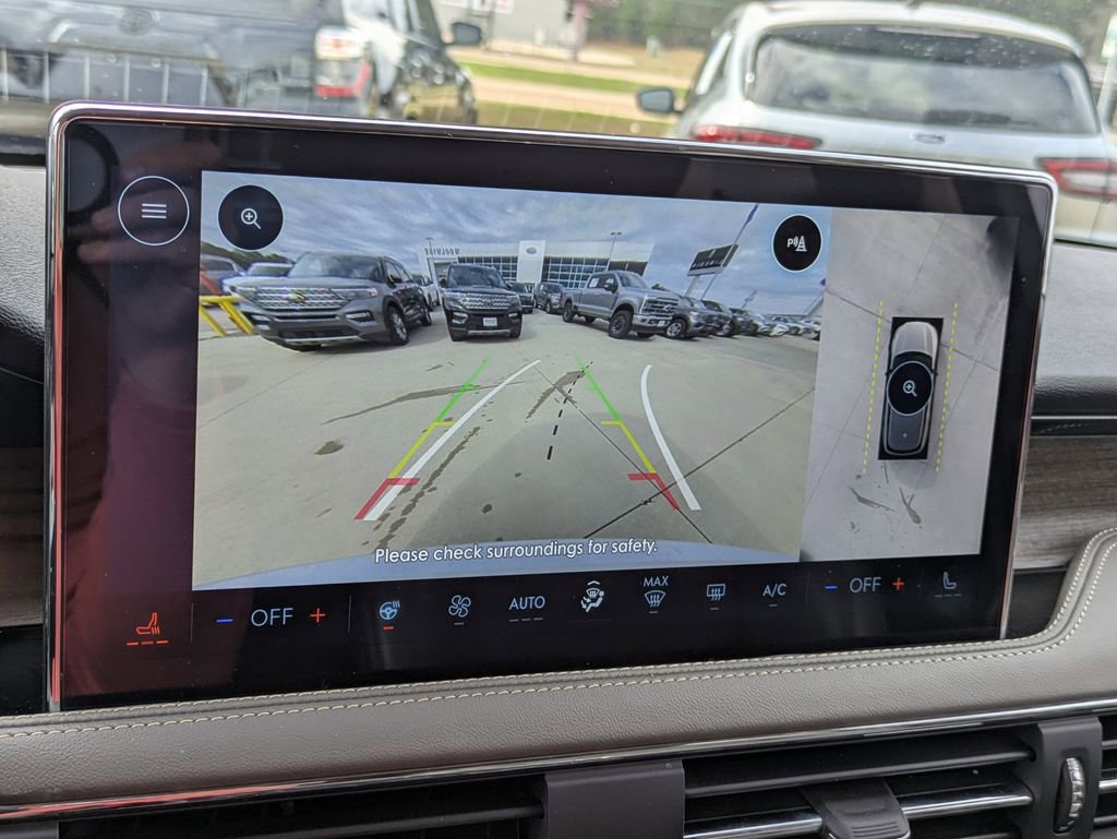 Used 2025 Lincoln Corsair Reserve image 18