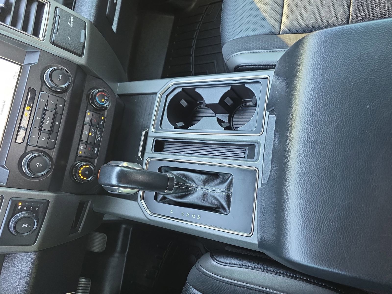 Used 2019 Ford F150 Raptor w/ Equipment Group 801A Mid AWD/4WD image 25