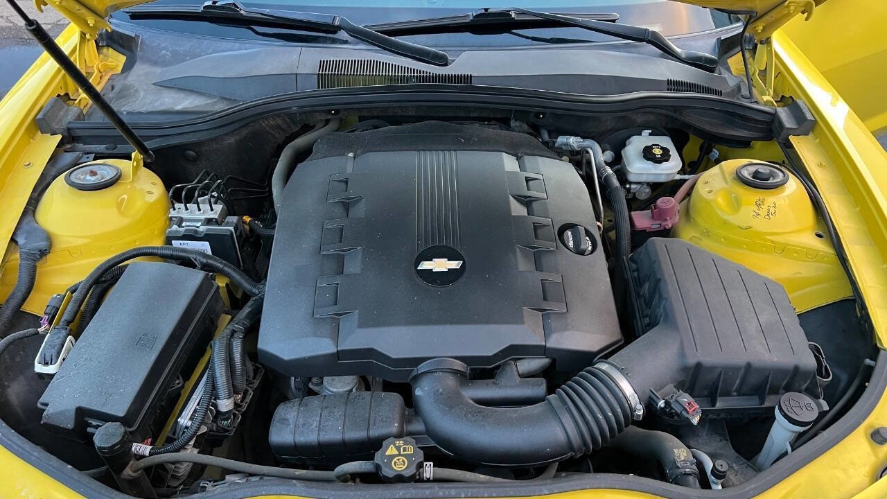 Used 2015 Chevrolet Camaro LT w/ 1LT Preferred Package image 21