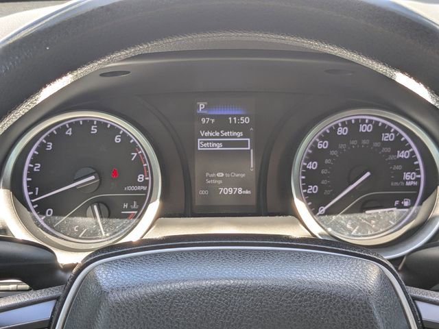 Used 2022 Toyota Camry LE image 32