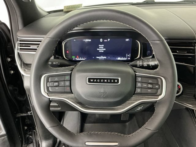 Used 2022 Jeep Wagoneer Series III w/ Rear Seat Entertainment Group AWD/4WD image 16