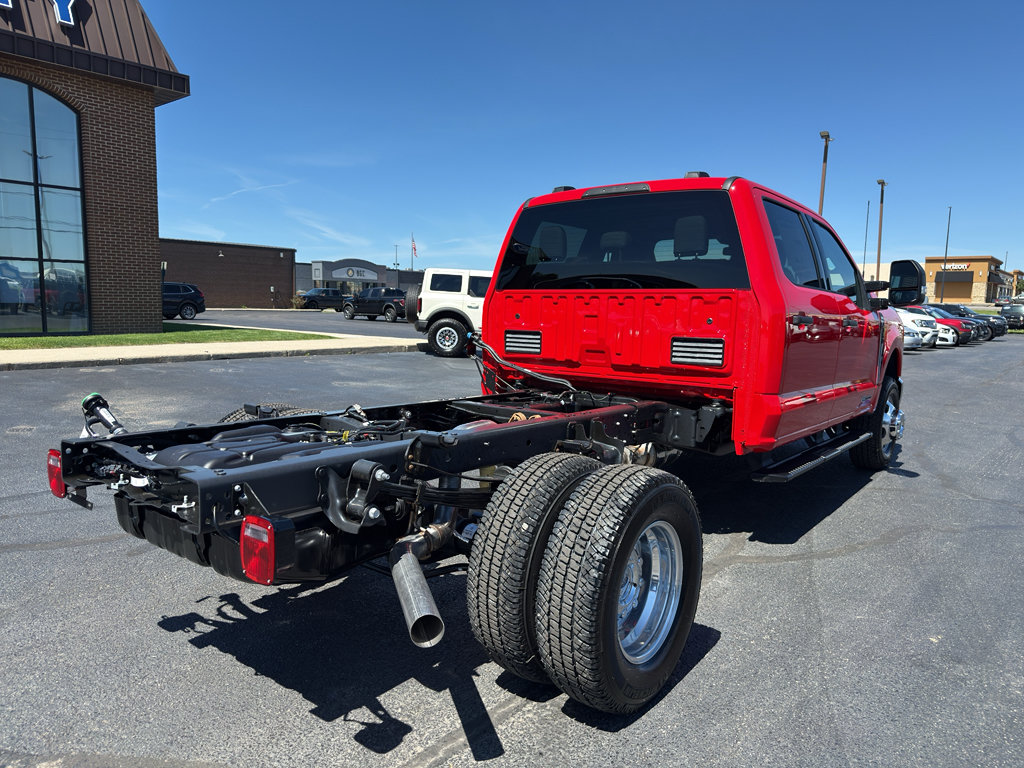 New 2026 Ford F350 XLT w/ XLT Value Package AWD/4WD image 8