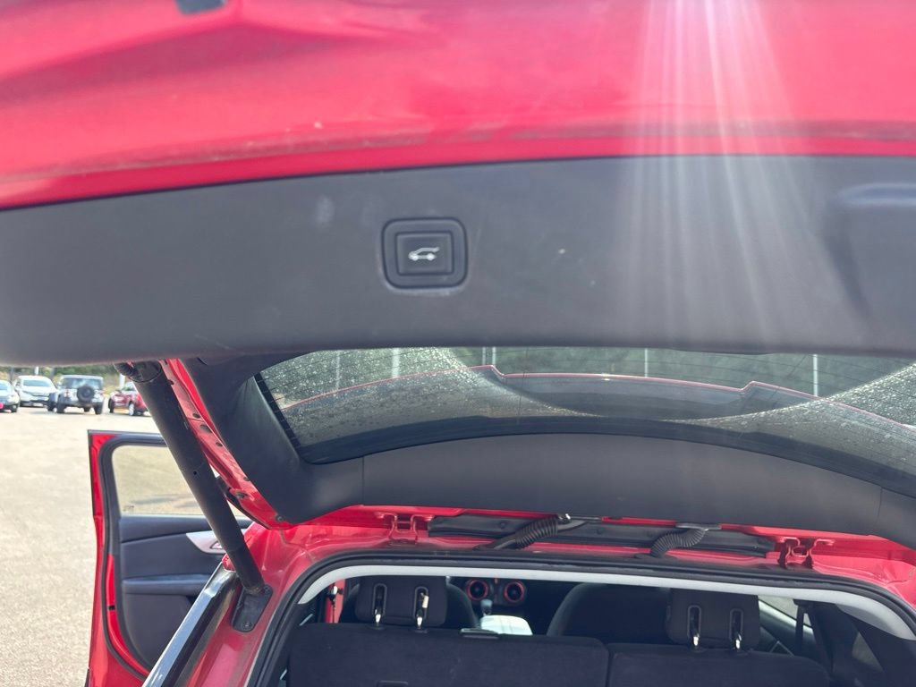 Used 2021 Chevrolet Blazer LT FWD image 21