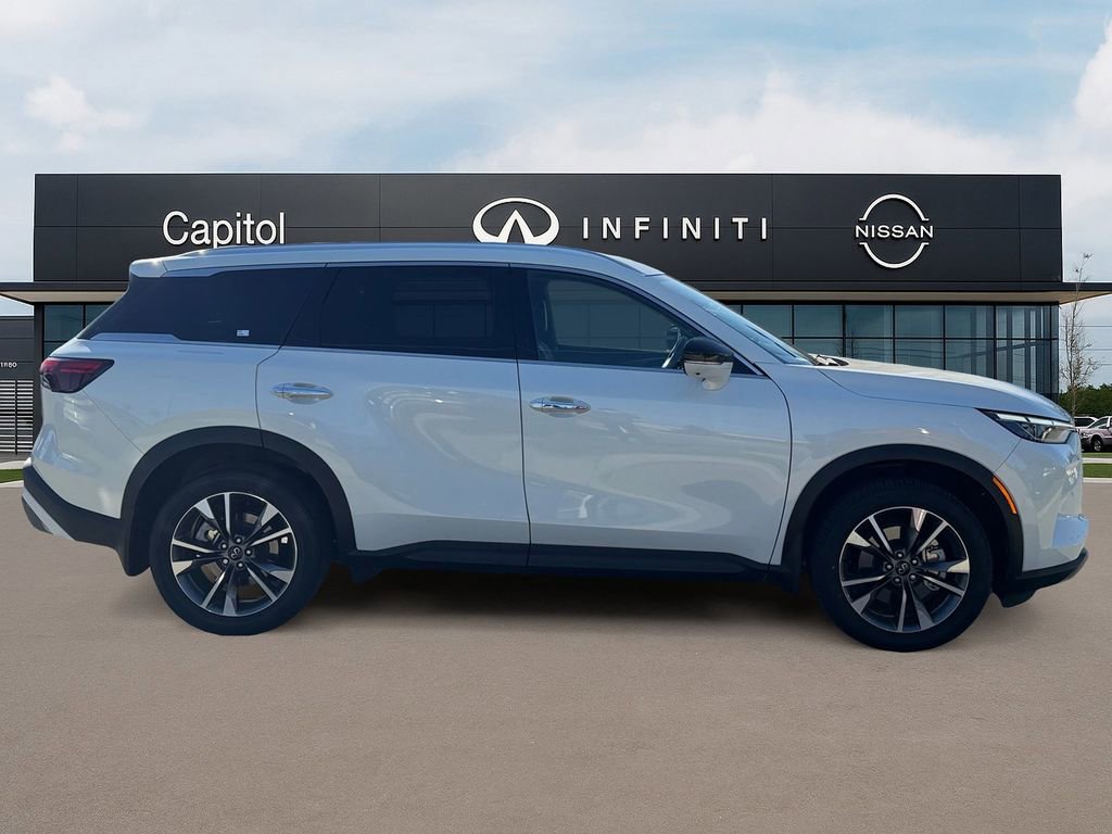 Used 2022 INFINITI QX60 Luxe w/ Performance Audio Package image 4