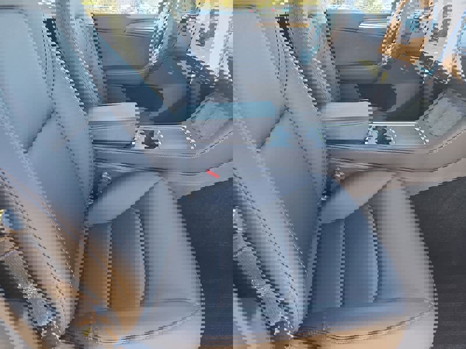 Used 2023 Tesla Model Y Long Range image 19