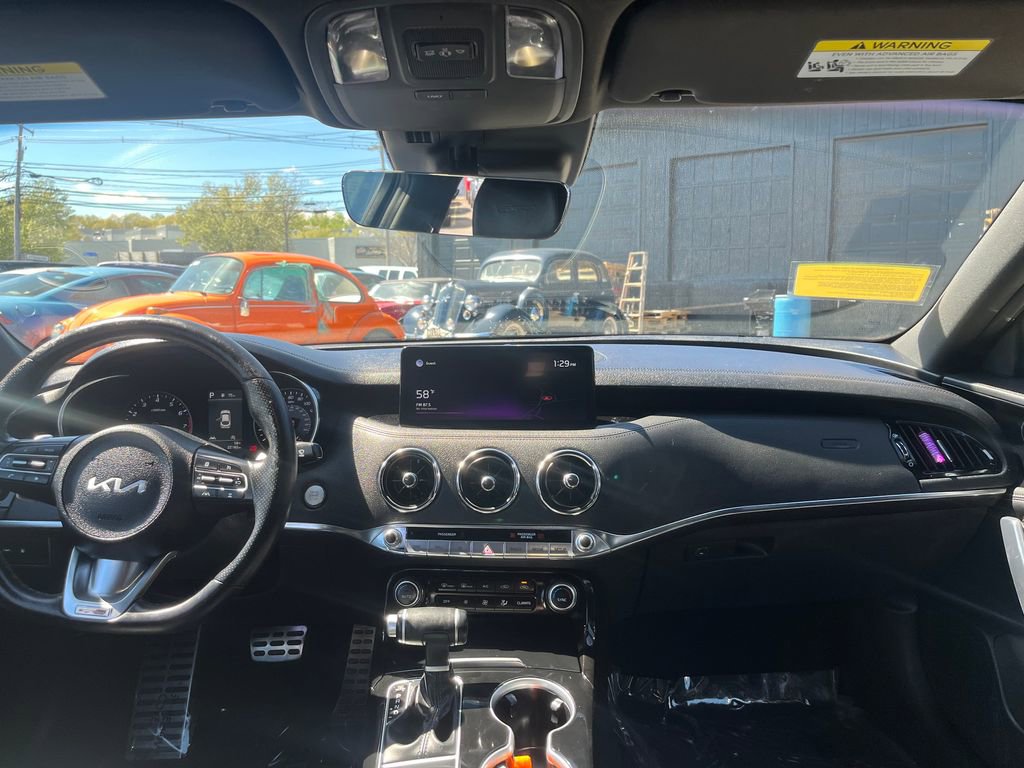 Used 2022 Kia Stinger GT-Line AWD/4WD image 18