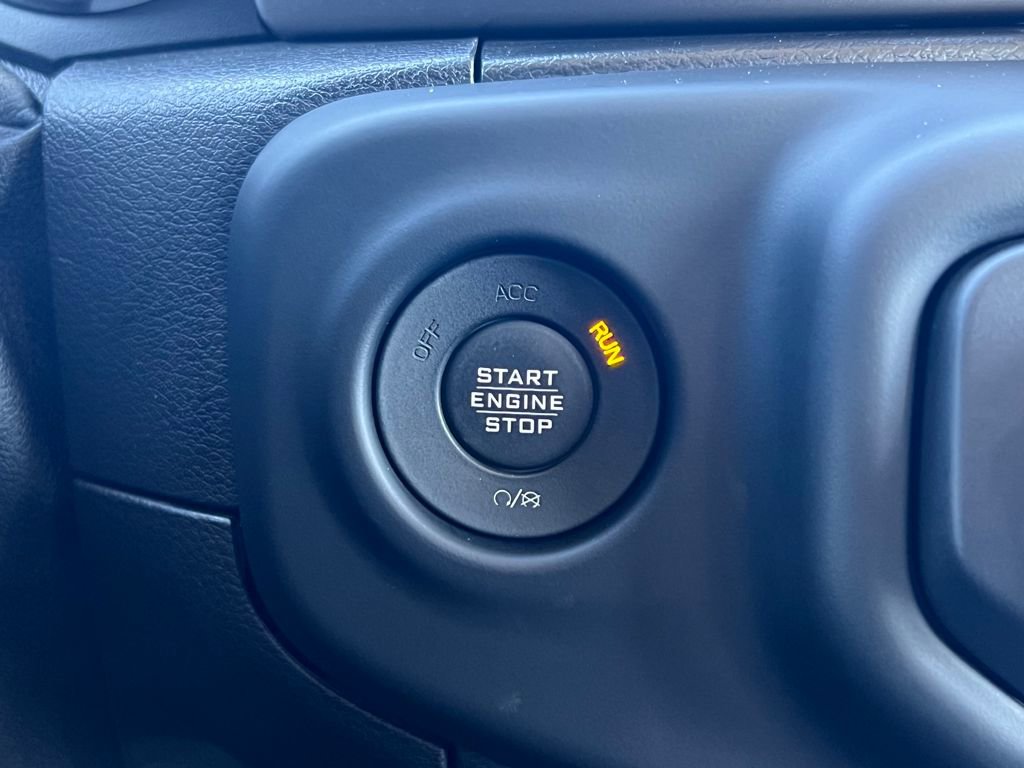 Used 2019 Jeep Wrangler Unlimited Sport image 30