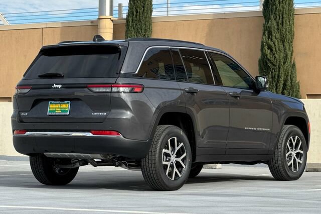 New 2025 Jeep Grand Cherokee Limited image 4