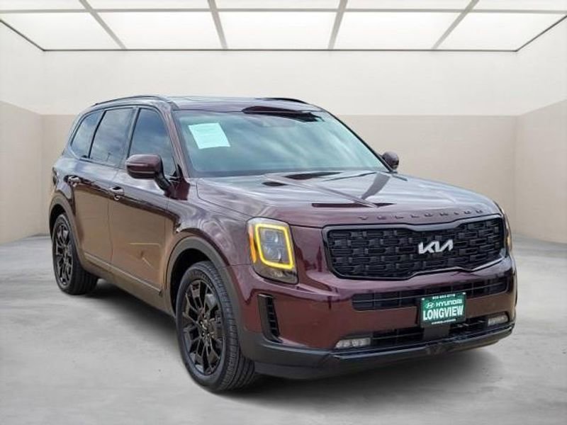 Used 2022 Kia Telluride SX w/ Nightfall Edition Package image 1