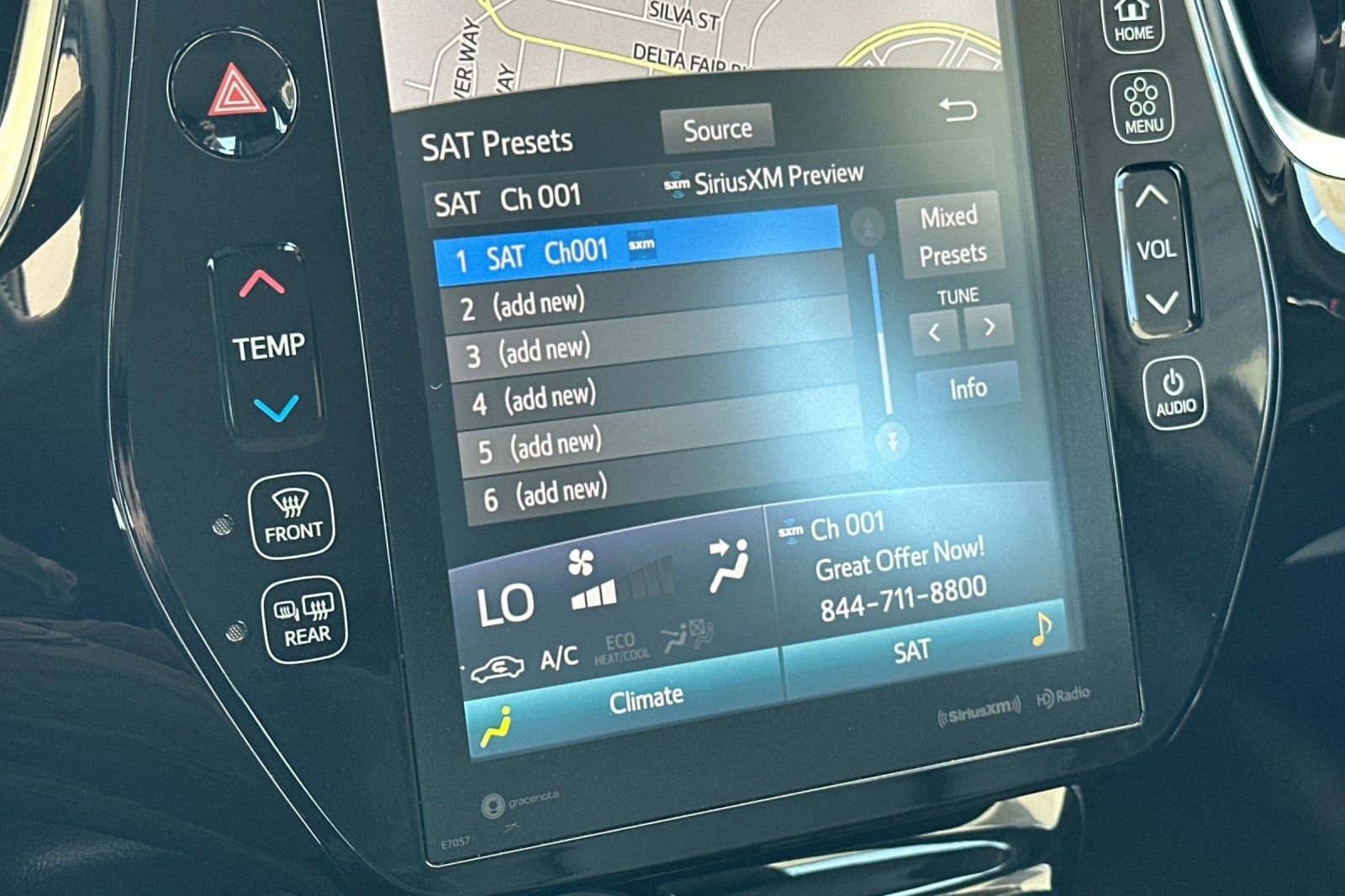 Used 2020 Toyota Prius Prime XLE image 18