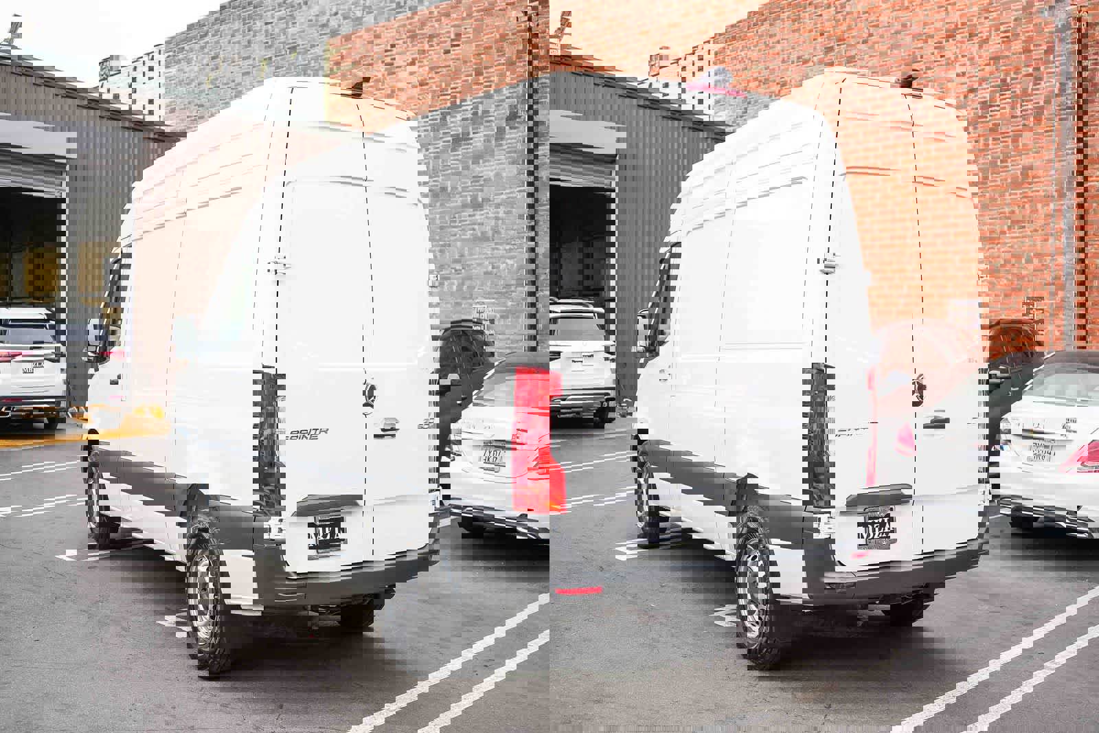 Used 2025 Mercedes-Benz Sprinter 2500 image 9