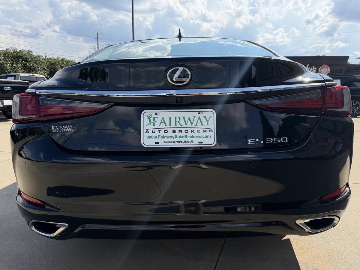 Used 2023 Lexus ES 350 w/ Premium Package FWD image 8