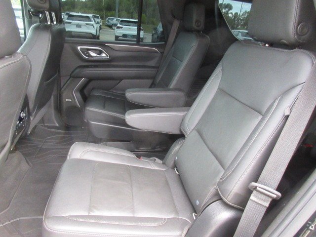 Used 2021 Chevrolet Tahoe Z71 w/ Z71 Signature Package AWD/4WD image 15