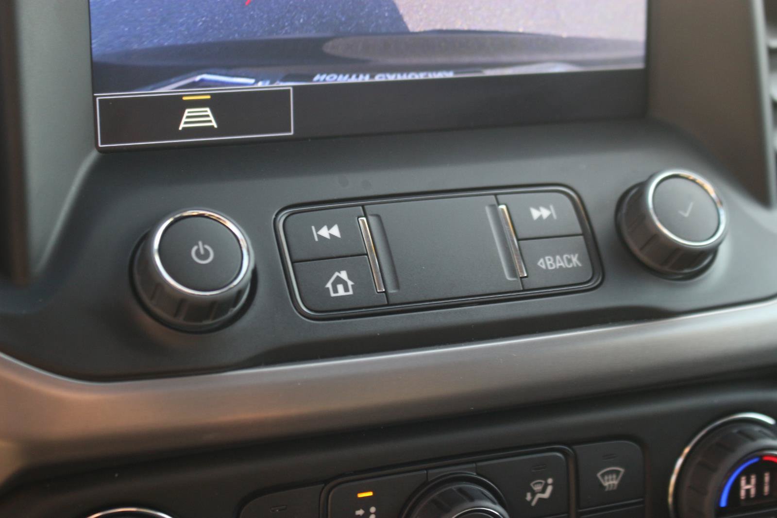 Used 2023 GMC Acadia AT4 AWD/4WD image 29