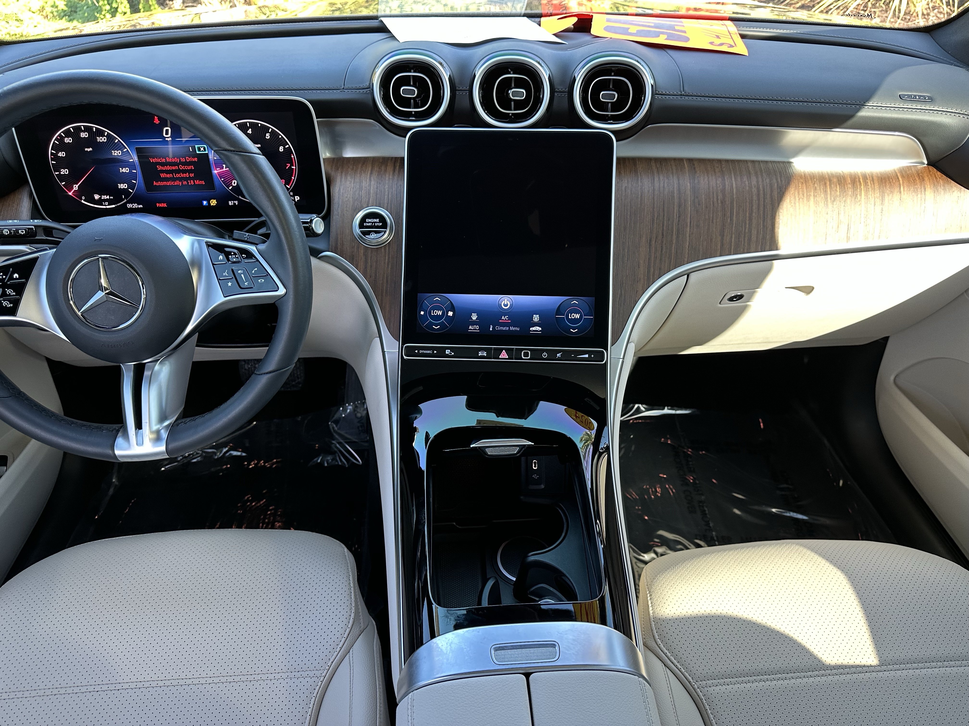 Used 2024 Mercedes-Benz GLC 300 4MATIC image 15