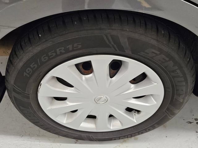 Used 2018 Nissan Versa S Plus image 28