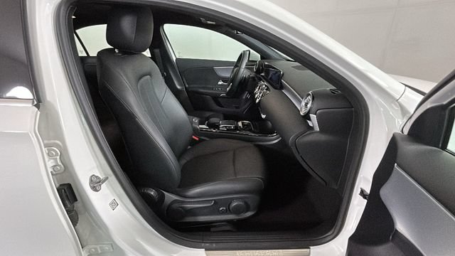 Used 2022 Mercedes-Benz A 220 image 30