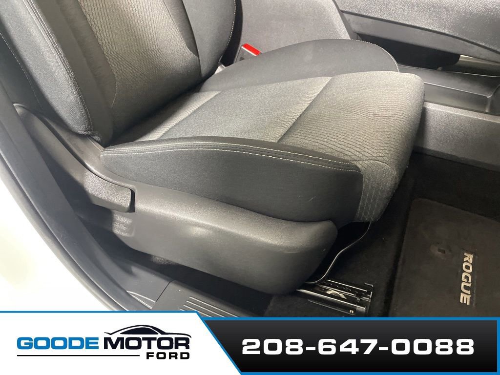 Used 2024 Nissan Rogue SV AWD/4WD image 24