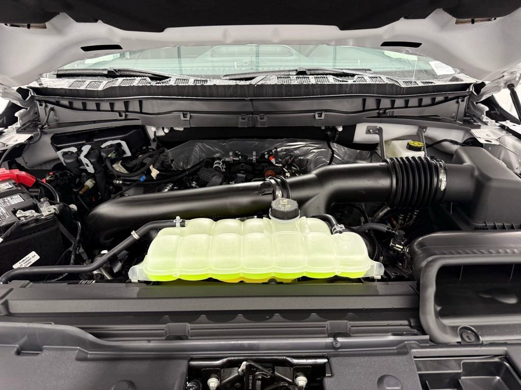 New 2025 Ford F150 Platinum w/ FX4 Off-Road Package AWD/4WD image 10