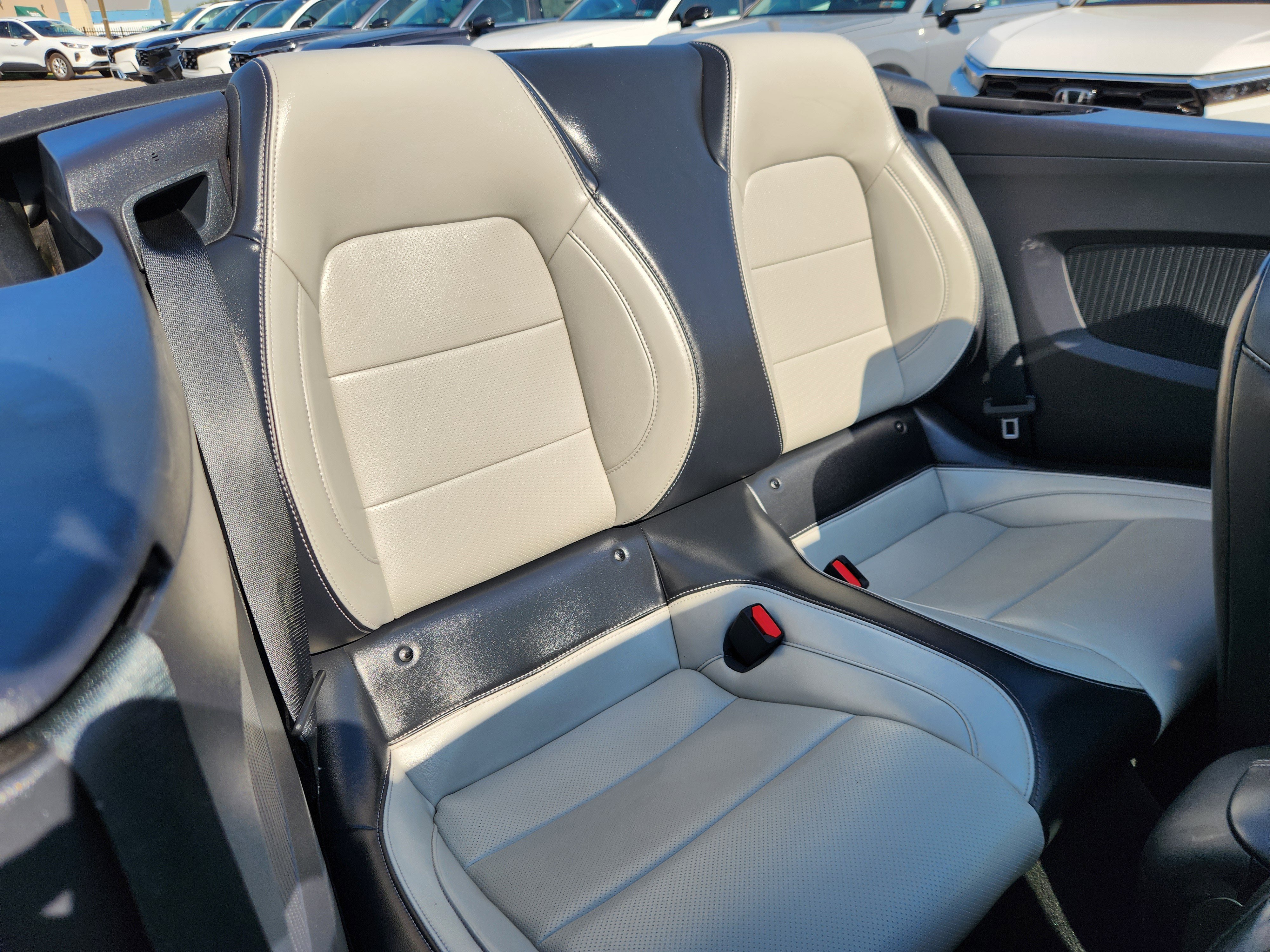 Used 2024 Ford Mustang Premium image 19