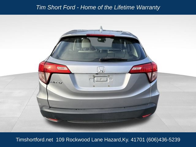 Used 2017 Honda HR-V LX image 4