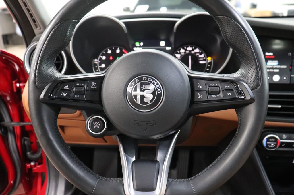 Used 2021 Alfa Romeo Giulia Ti w/ Active Assist 2 Package TI image 33