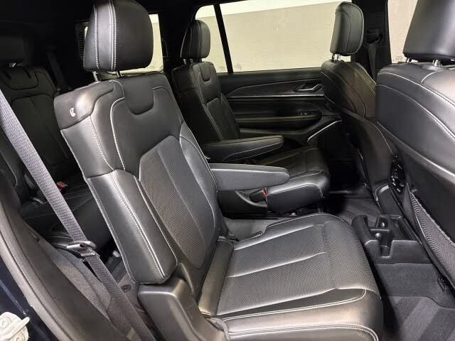 Used 2023 Jeep Grand Cherokee L Overland AWD/4WD image 63
