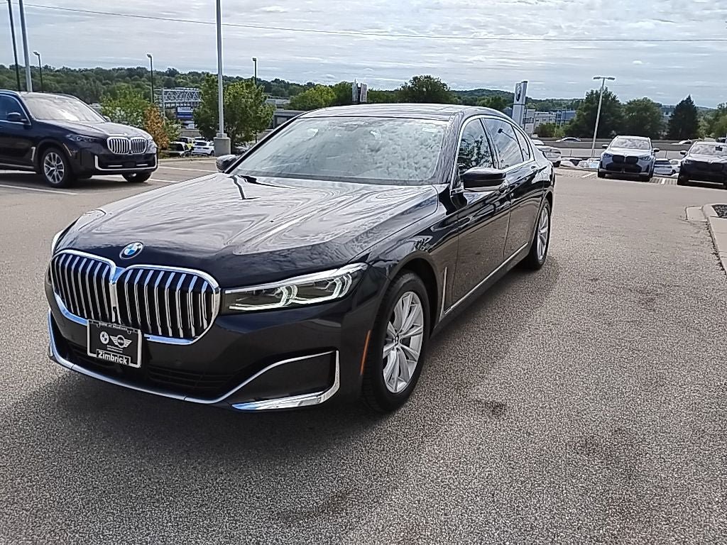 Used 2020 BMW 740i xDrive AWD/4WD image 8