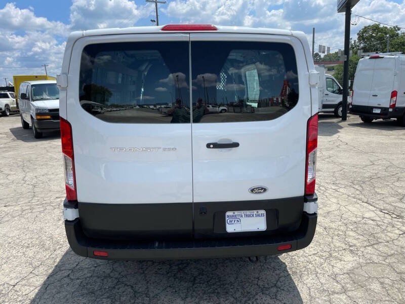Used 2025 Ford Transit 250 Low Roof w/ Exterior Upgrade Package RWD image 6