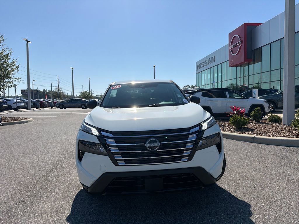 Certified 2025 Nissan Rogue S FWD image 2