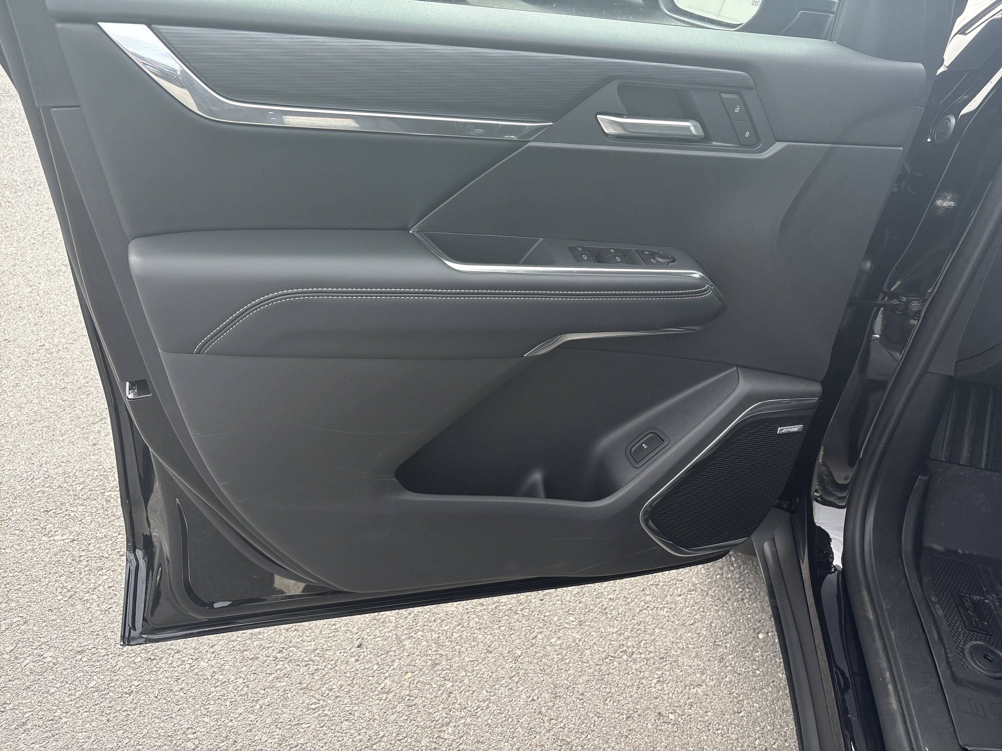 New 2026 GMC Acadia Elevation w/ Black Edition image 15