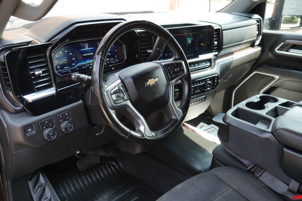 Used 2024 Chevrolet Silverado 3500 LT w/ Convenience Package AWD/4WD image 22