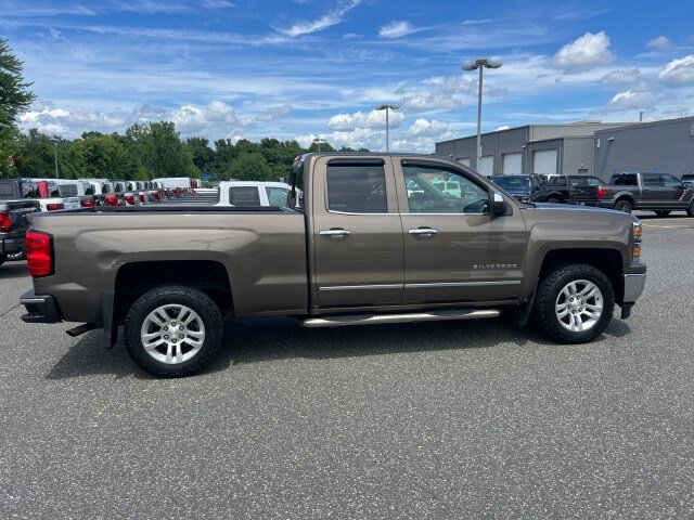 Used 2015 Chevrolet Silverado 1500 LTZ w/ LTZ Plus Package AWD/4WD image 6