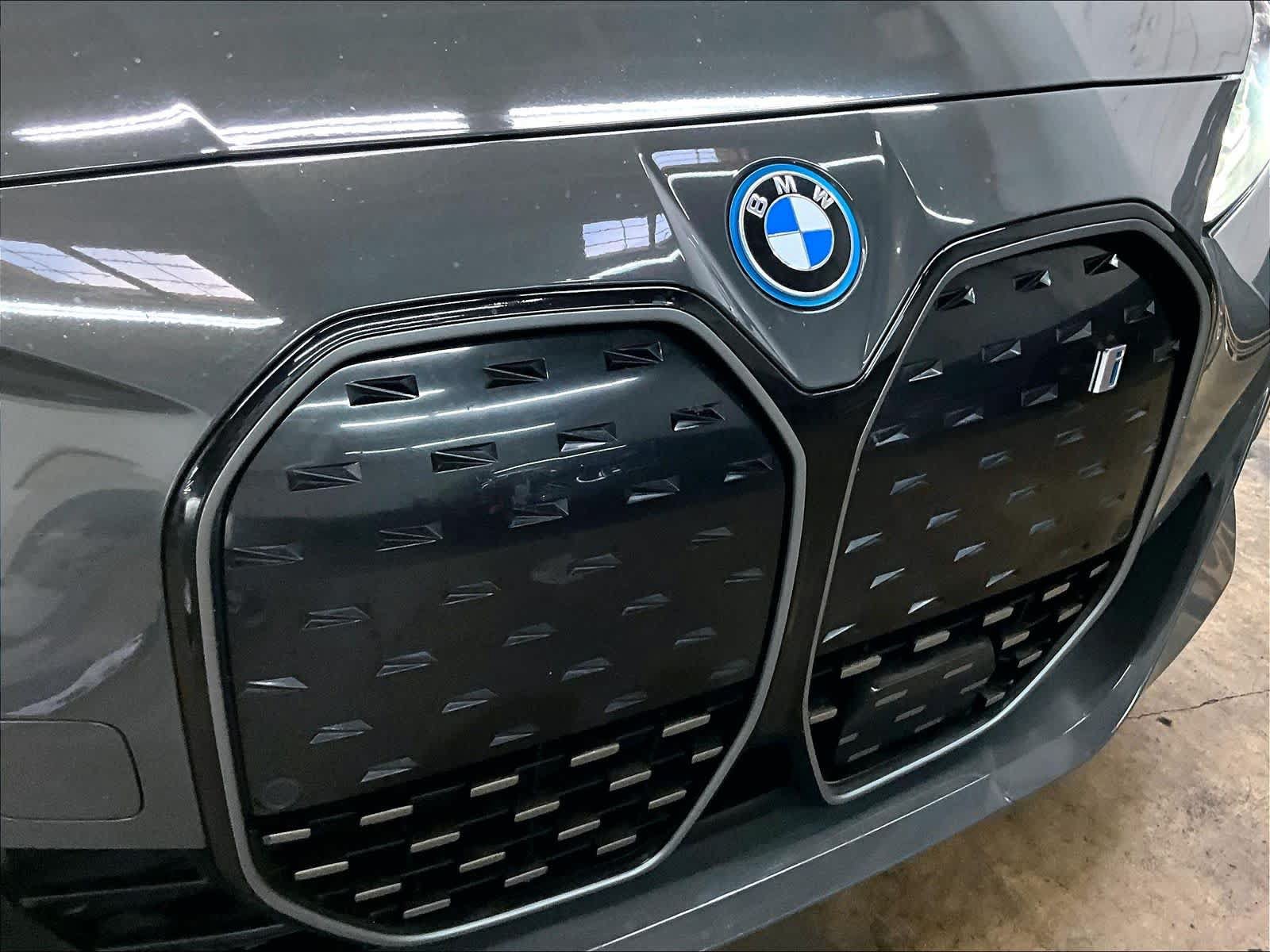 Used 2023 BMW i4 eDrive40 w/ M Sport Package RWD image 32